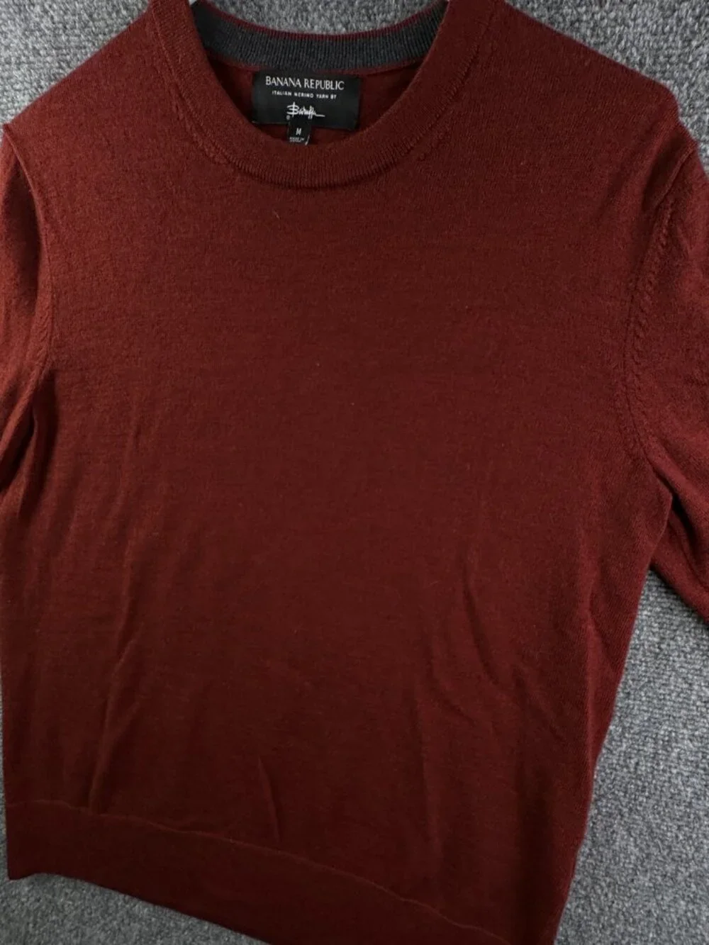 Banana Republic Baruffa Pullover Knit Sweater Soft Medium Red Merino Wool Adult